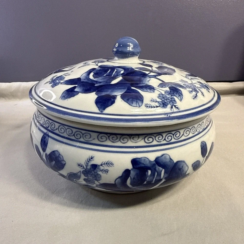 Vintage Asian Lidded Serving Bowl Blue and White Chinoiserie Porcelain Tureen